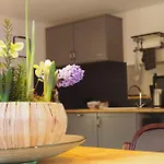 Haeuschen Im Ortskern بيت للعطل Katsdorf